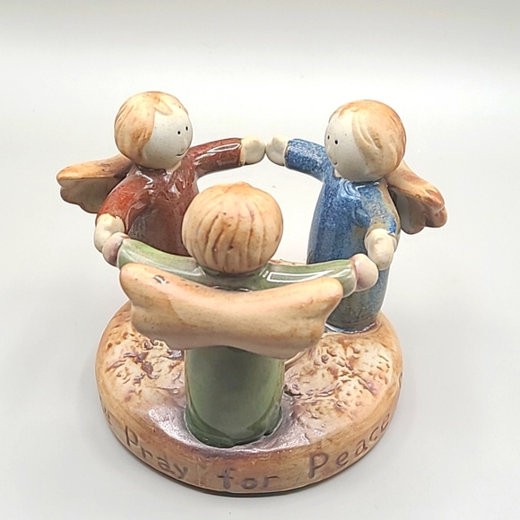 Three Angels Candleholder with Pray for Peace Around the Bottom - Picture 2 of 9
